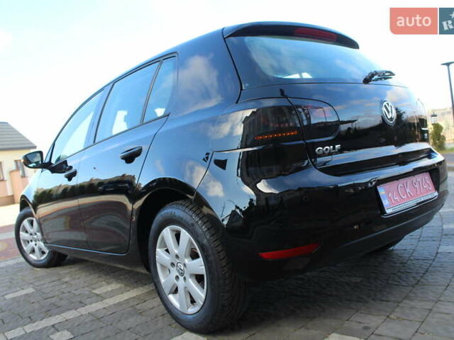 Черный Фольксваген Гольф, объемом двигателя 1.6 л и пробегом 210 тыс. км за 7590 $, фото 10 на Automoto.ua