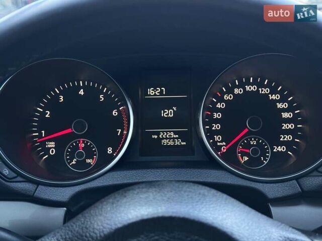 Чорний Фольксваген Гольф, об'ємом двигуна 1.39 л та пробігом 196 тис. км за 7100 $, фото 33 на Automoto.ua
