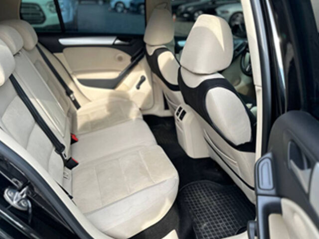 Чорний Фольксваген Гольф, об'ємом двигуна 1.4 л та пробігом 225 тис. км за 7500 $, фото 19 на Automoto.ua