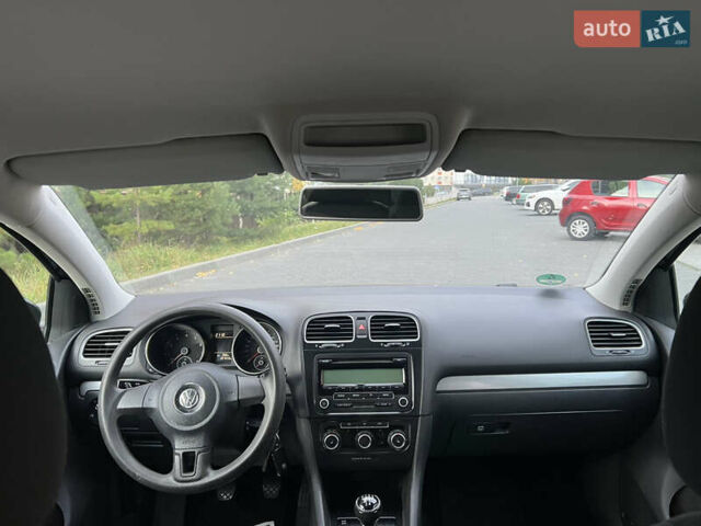 Фольксваген Гольф 2009 в Хмельницком на Automoto.ua Черный Фольксваген Гольф, объемом двигателя 1.4 л и пробегом 207 тыс. км за 7499 $, фото 28 на Automoto.ua