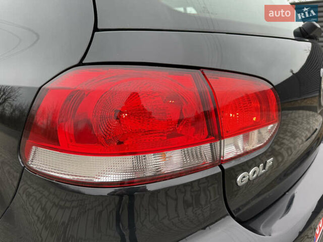 Черный Фольксваген Гольф, объемом двигателя 1.6 л и пробегом 198 тыс. км за 7899 $, фото 121 на Automoto.ua