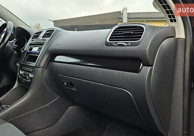 Черный Фольксваген Гольф, объемом двигателя 1.39 л и пробегом 197 тыс. км за 7350 $, фото 38 на Automoto.ua