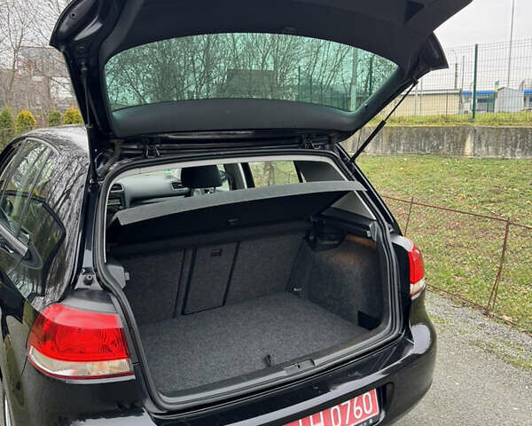 Черный Фольксваген Гольф, объемом двигателя 1.39 л и пробегом 251 тыс. км за 8400 $, фото 32 на Automoto.ua