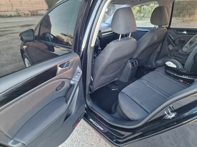 Чорний Фольксваген Гольф, об'ємом двигуна 2 л та пробігом 307 тис. км за 7499 $, фото 14 на Automoto.ua