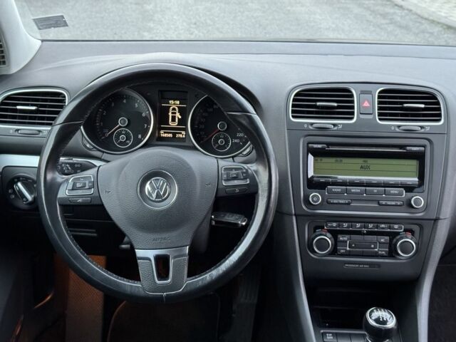 Черный Фольксваген Гольф, объемом двигателя 1.4 л и пробегом 168 тыс. км за 7350 $, фото 19 на Automoto.ua