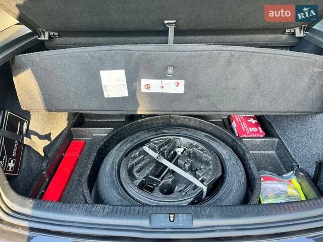 Чорний Фольксваген Гольф, об'ємом двигуна 1.4 л та пробігом 177 тис. км за 6999 $, фото 27 на Automoto.ua