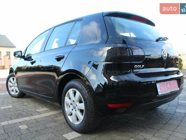 Черный Фольксваген Гольф, объемом двигателя 1.6 л и пробегом 210 тыс. км за 7350 $, фото 9 на Automoto.ua