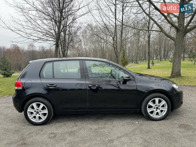 Черный Фольксваген Гольф, объемом двигателя 1.39 л и пробегом 251 тыс. км за 8400 $, фото 9 на Automoto.ua