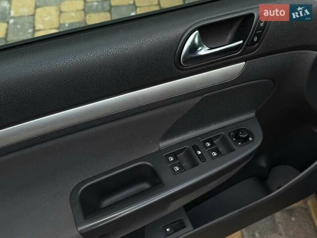 Чорний Фольксваген Гольф, об'ємом двигуна 1.4 л та пробігом 223 тис. км за 6700 $, фото 15 на Automoto.ua