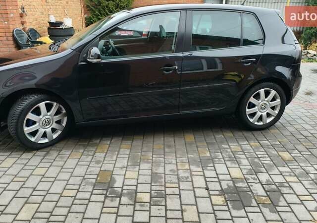 Черный Фольксваген Гольф, объемом двигателя 1.4 л и пробегом 181 тыс. км за 7800 $, фото 7 на Automoto.ua
