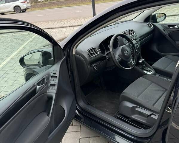 Черный Фольксваген Гольф, объемом двигателя 1.4 л и пробегом 227 тыс. км за 8200 $, фото 4 на Automoto.ua