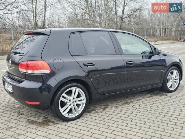 Черный Фольксваген Гольф, объемом двигателя 1.6 л и пробегом 218 тыс. км за 7900 $, фото 5 на Automoto.ua
