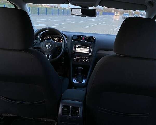 Черный Фольксваген Гольф, объемом двигателя 1.39 л и пробегом 227 тыс. км за 8300 $, фото 16 на Automoto.ua