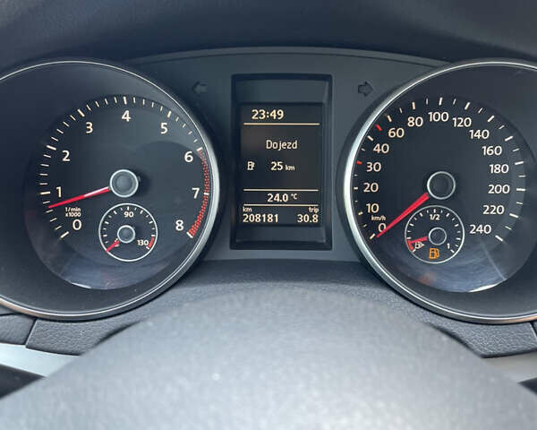 Чорний Фольксваген Гольф, об'ємом двигуна 1.39 л та пробігом 208 тис. км за 7900 $, фото 46 на Automoto.ua