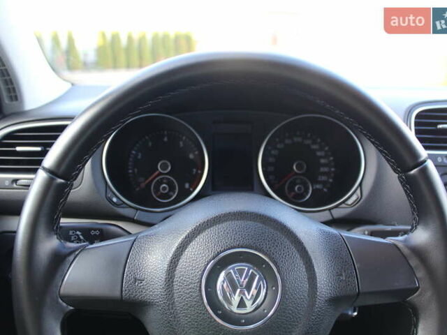 Черный Фольксваген Гольф, объемом двигателя 1.6 л и пробегом 210 тыс. км за 7590 $, фото 50 на Automoto.ua