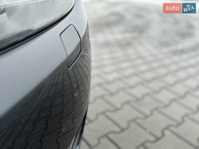 Черный Фольксваген Гольф, объемом двигателя 1.6 л и пробегом 194 тыс. км за 8800 $, фото 31 на Automoto.ua