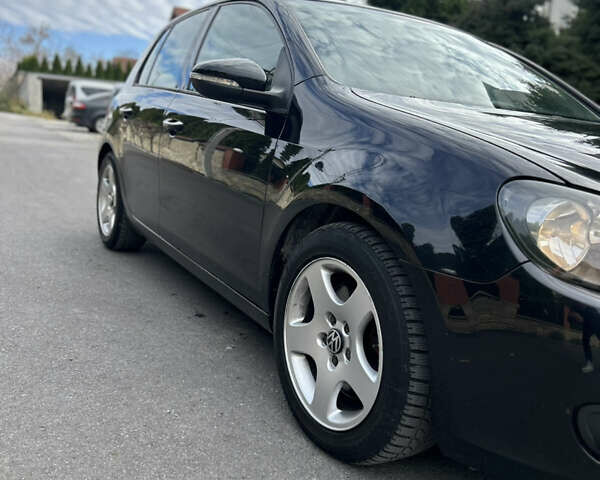 Черный Фольксваген Гольф, объемом двигателя 1.39 л и пробегом 109 тыс. км за 8490 $, фото 4 на Automoto.ua