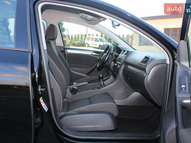 Чорний Фольксваген Гольф, об'ємом двигуна 1.6 л та пробігом 210 тис. км за 7290 $, фото 65 на Automoto.ua