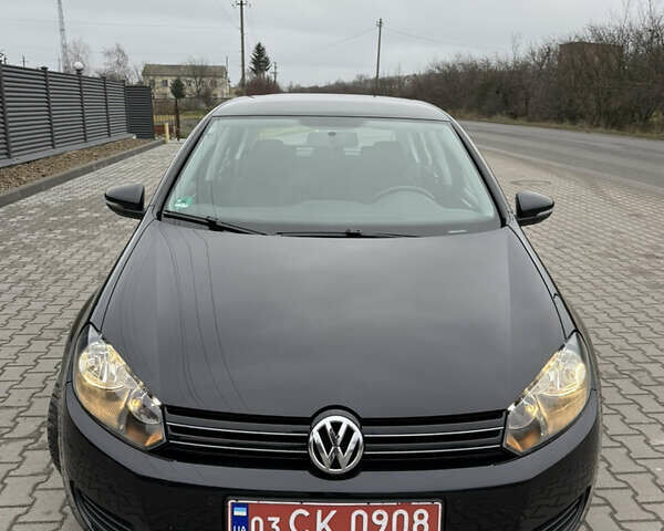 Черный Фольксваген Гольф, объемом двигателя 1.6 л и пробегом 198 тыс. км за 7899 $, фото 8 на Automoto.ua