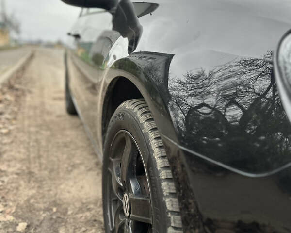 Черный Фольксваген Гольф, объемом двигателя 1.4 л и пробегом 171 тыс. км за 8200 $, фото 14 на Automoto.ua