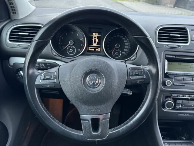 Черный Фольксваген Гольф, объемом двигателя 1.4 л и пробегом 168 тыс. км за 7350 $, фото 20 на Automoto.ua