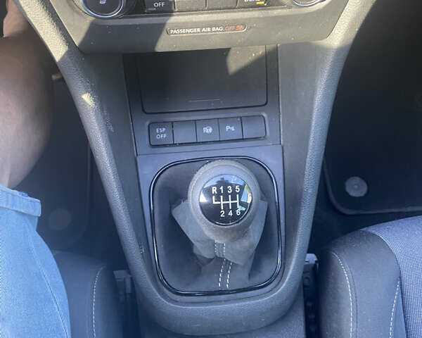 Чорний Фольксваген Гольф, об'ємом двигуна 1.39 л та пробігом 195 тис. км за 7200 $, фото 8 на Automoto.ua