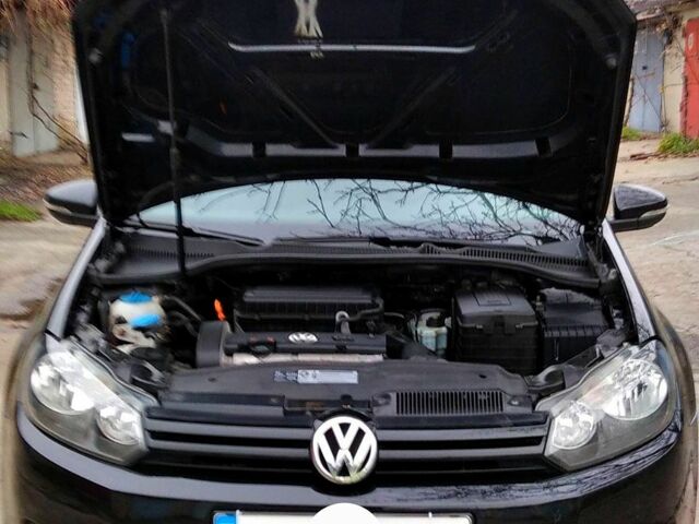 Черный Фольксваген Гольф, объемом двигателя 1.4 л и пробегом 201 тыс. км за 7000 $, фото 2 на Automoto.ua