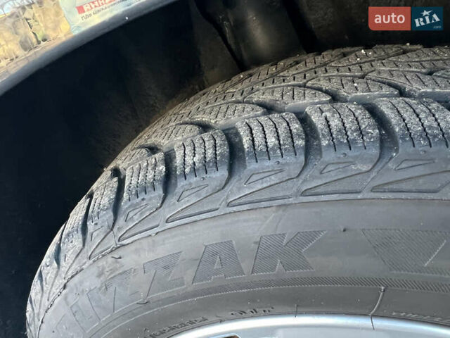 Черный Фольксваген Гольф, объемом двигателя 1.6 л и пробегом 210 тыс. км за 8150 $, фото 27 на Automoto.ua