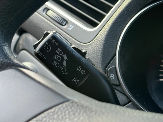 Черный Фольксваген Гольф, объемом двигателя 1.4 л и пробегом 233 тыс. км за 7500 $, фото 7 на Automoto.ua