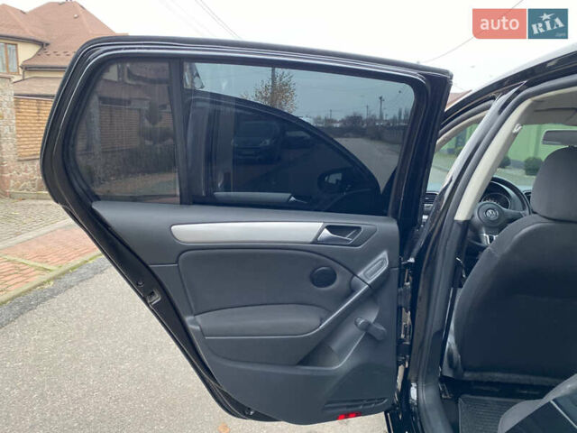 Черный Фольксваген Гольф, объемом двигателя 1.4 л и пробегом 242 тыс. км за 5699 $, фото 27 на Automoto.ua