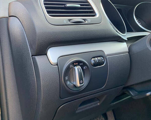 Чорний Фольксваген Гольф, об'ємом двигуна 1.4 л та пробігом 222 тис. км за 9700 $, фото 33 на Automoto.ua