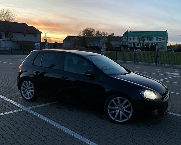 Черный Фольксваген Гольф, объемом двигателя 1.39 л и пробегом 227 тыс. км за 8300 $, фото 3 на Automoto.ua