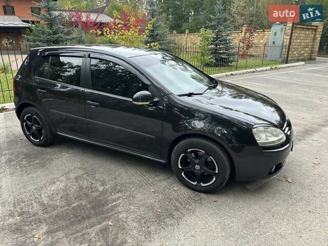 Черный Фольксваген Гольф, объемом двигателя 1.6 л и пробегом 196 тыс. км за 7000 $, фото 8 на Automoto.ua