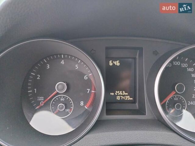 Черный Фольксваген Гольф, объемом двигателя 1.6 л и пробегом 187 тыс. км за 7800 $, фото 13 на Automoto.ua