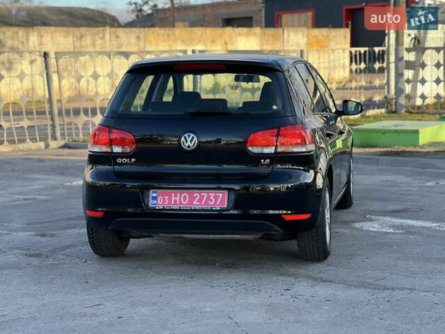 Черный Фольксваген Гольф, объемом двигателя 1.6 л и пробегом 210 тыс. км за 8150 $, фото 21 на Automoto.ua
