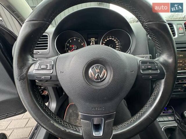 Черный Фольксваген Гольф, объемом двигателя 1.39 л и пробегом 235 тыс. км за 6999 $, фото 19 на Automoto.ua