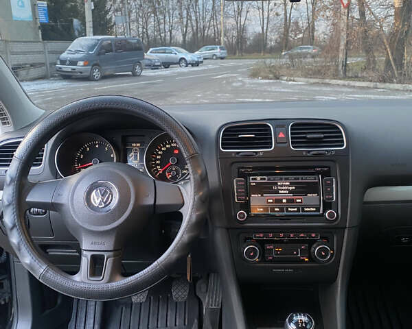 Черный Фольксваген Гольф, объемом двигателя 1.39 л и пробегом 219 тыс. км за 6850 $, фото 23 на Automoto.ua