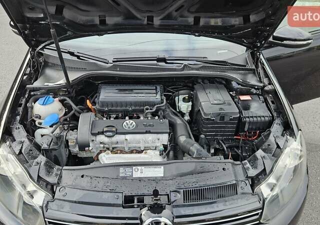 Черный Фольксваген Гольф, объемом двигателя 1.39 л и пробегом 197 тыс. км за 7350 $, фото 62 на Automoto.ua