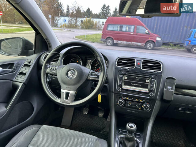 Фольксваген Гольф 2009 в Ровно на Automoto.ua Черный Фольксваген Гольф, объемом двигателя 1.97 л и пробегом 307 тыс. км за 7200 $, фото 23 на Automoto.ua