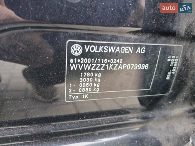 Черный Фольксваген Гольф, объемом двигателя 1.6 л и пробегом 187 тыс. км за 7800 $, фото 25 на Automoto.ua