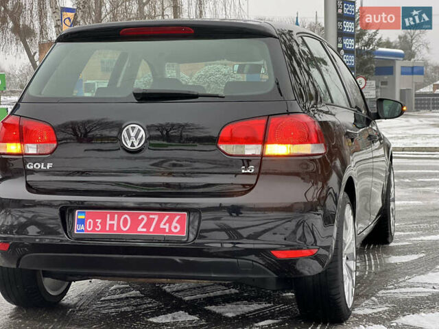 Черный Фольксваген Гольф, объемом двигателя 1.6 л и пробегом 199 тыс. км за 8500 $, фото 26 на Automoto.ua