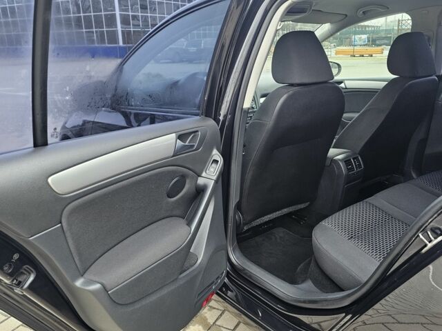 Чорний Фольксваген Гольф, об'ємом двигуна 1.6 л та пробігом 215 тис. км за 7900 $, фото 18 на Automoto.ua