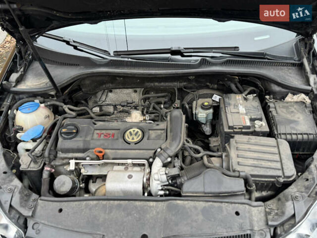 Чорний Фольксваген Гольф, об'ємом двигуна 1.39 л та пробігом 219 тис. км за 5750 $, фото 16 на Automoto.ua