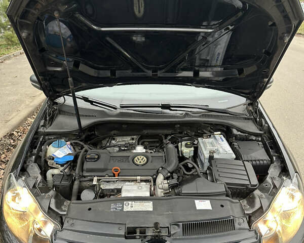 Черный Фольксваген Гольф, объемом двигателя 1.4 л и пробегом 171 тыс. км за 8200 $, фото 42 на Automoto.ua