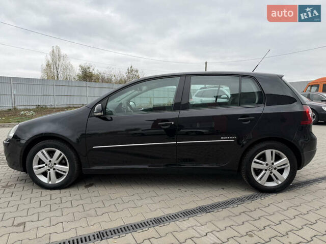 Черный Фольксваген Гольф, объемом двигателя 1.6 л и пробегом 189 тыс. км за 6650 $, фото 19 на Automoto.ua