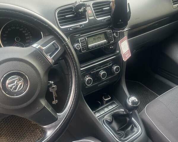 Черный Фольксваген Гольф, объемом двигателя 1.4 л и пробегом 190 тыс. км за 6890 $, фото 6 на Automoto.ua