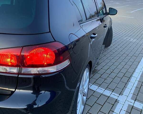 Черный Фольксваген Гольф, объемом двигателя 1.39 л и пробегом 227 тыс. км за 8300 $, фото 10 на Automoto.ua