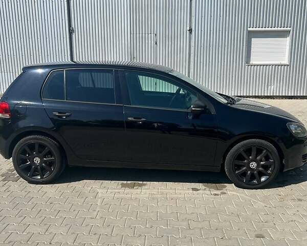 Черный Фольксваген Гольф, объемом двигателя 1.39 л и пробегом 210 тыс. км за 6850 $, фото 4 на Automoto.ua