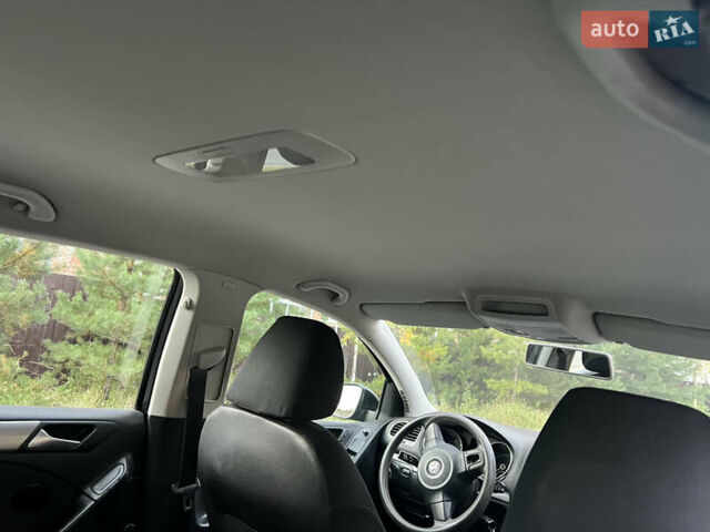 Фольксваген Гольф 2009 в Хмельницком на Automoto.ua Черный Фольксваген Гольф, объемом двигателя 1.4 л и пробегом 207 тыс. км за 7499 $, фото 30 на Automoto.ua