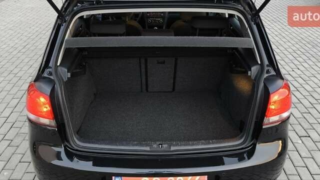 Чорний Фольксваген Гольф, об'ємом двигуна 1.39 л та пробігом 187 тис. км за 8000 $, фото 31 на Automoto.ua